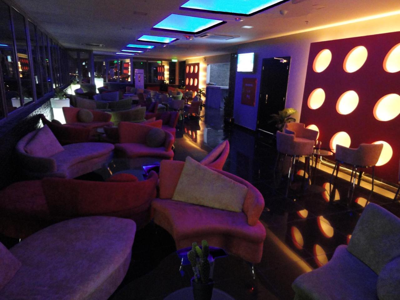 Al Andalus Plaza Hotel Manama Eksteriør billede