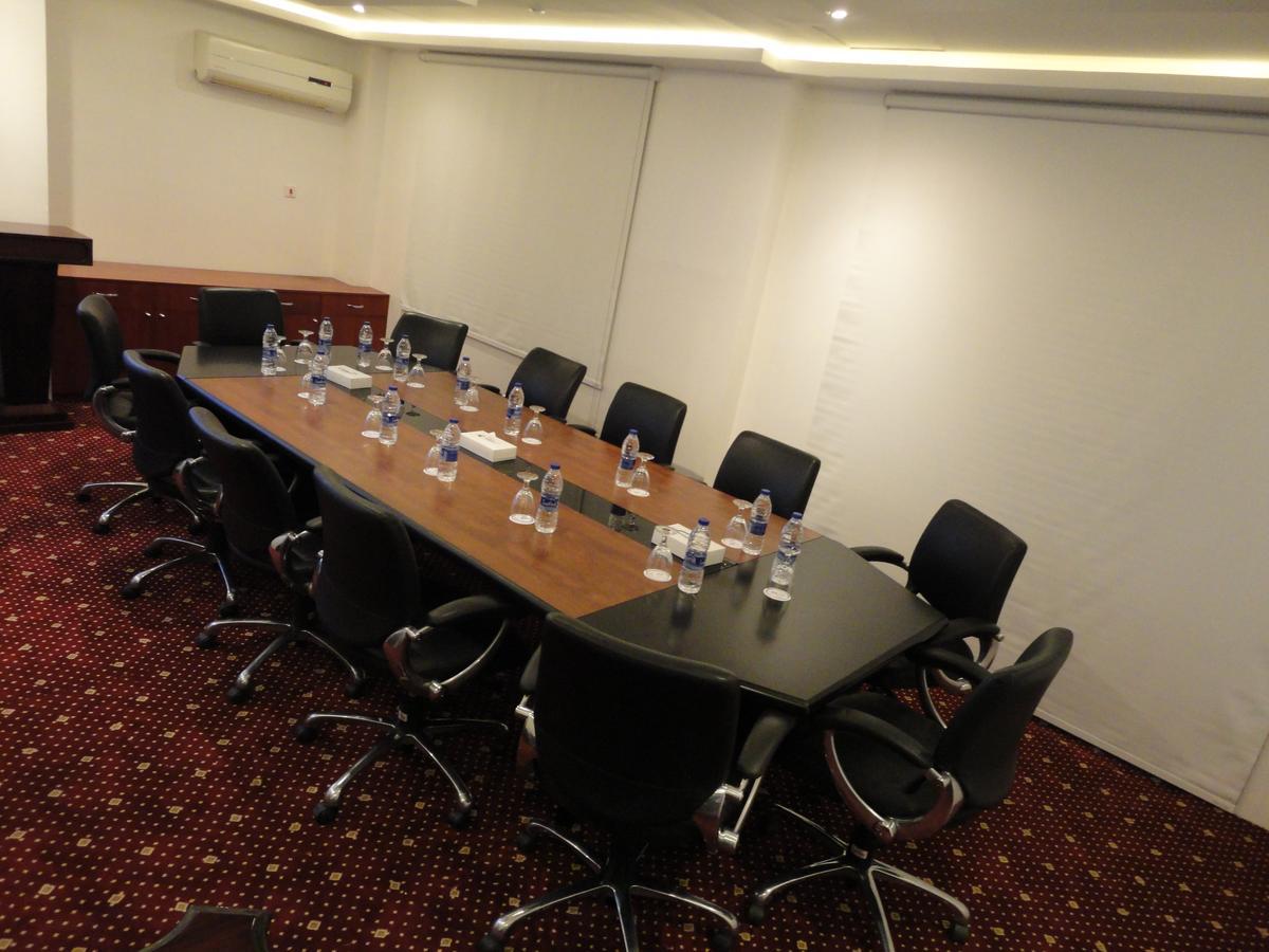 Al Andalus Plaza Hotel Manama Eksteriør billede